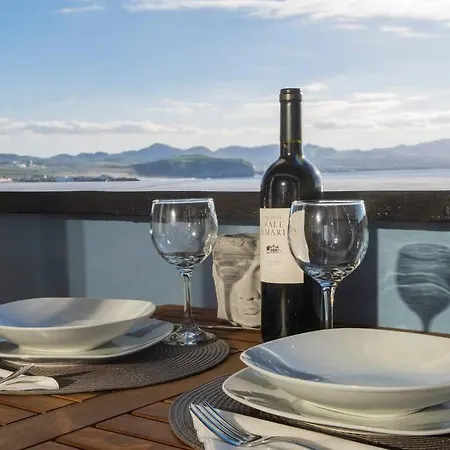 Апартаменты Matriz Sunset View Рибейра-Гранди